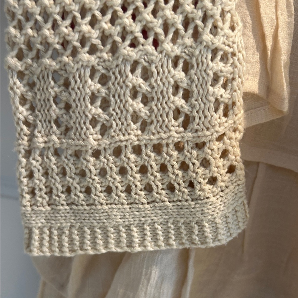 Entro Beige Crochet Layered Tunic - Picture 2 of 8